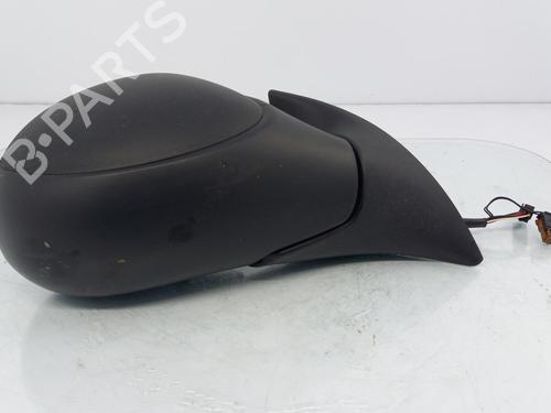 Used Right mirror Right mirror 22815413 22815413