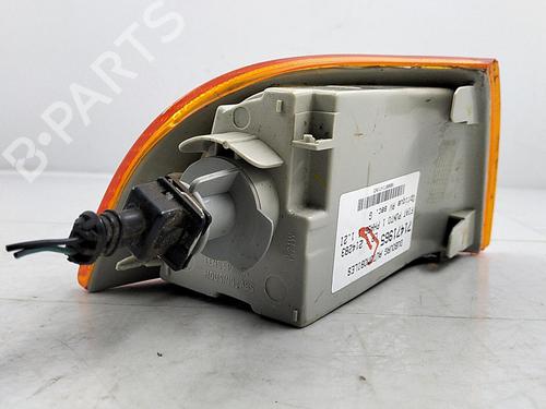 Used Left front indicator Left front indicator FIAT PUNTO (176_) 60 1.2 (176AP, 176AR, 176AQ, 176BB) (60 hp) 22826922 22826922