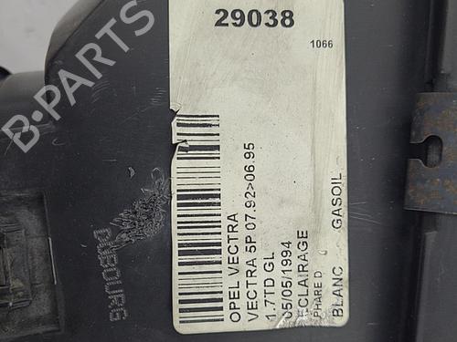 Used Right headlight Right headlight OPEL VECTRA A Hatchback (J89) 1.7 TD (F68, M68) (82 hp) 22821688 22821688