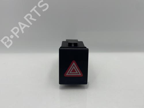 Bouton de warning VW POLO IV (9N_, 9A_) 1.4 TDI (70 hp) 30701287