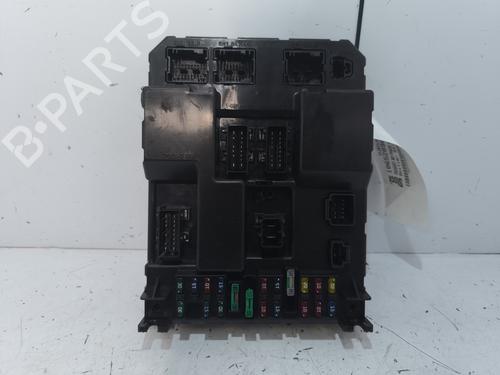 Used Fuse box PEUGEOT 307 Break (3E) 2.0 HDI 90 (90 hp) 26386858
