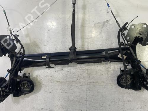 Hinterachse für RENAULT KANGOO III MPV TCe 130 (KJMB) (131 hp) 31309322