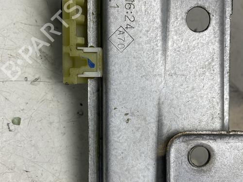 Rear right window mechanism DACIA DUSTER (HM_) 1.5 dCi 110 (HMAB) | BP28679475C25 