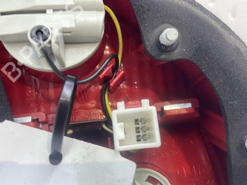 Used Right tailgate light Right tailgate light KIA VENGA (YN) 1.6 CVVT (125 hp) 30315665 30315665