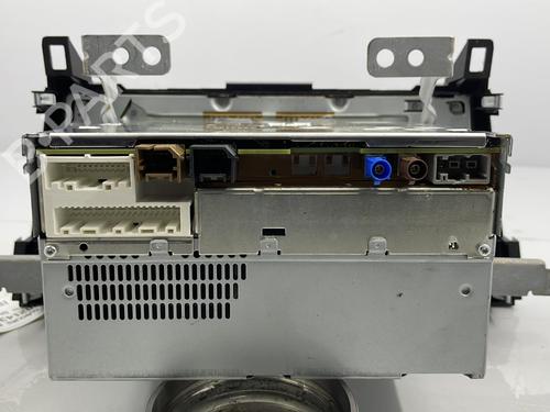 Used Radio Radio 22825757 22825757