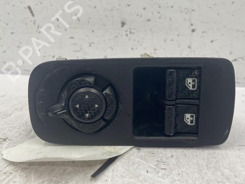 Used Switch Switch ALFA ROMEO MITO (955_) 1.4 Turbo MultiAir (955AXM1A, 955AXR11) (135 hp) 25700454 25700454