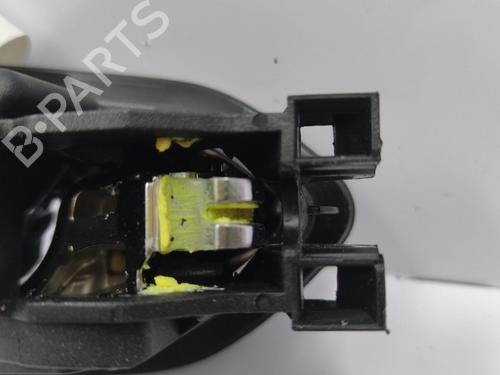 Used Rear left interior door handle RENAULT CLIO V (B7_) 1.0 TCe 100 (B7MT) (101 hp) 22828594