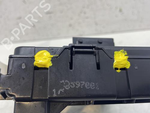 Used Fuse box Fuse box PEUGEOT 1007 (KM_) 1.4 HDi (68 hp) 27348061 27348061