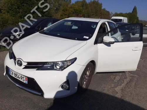 Used Parts TOYOTA AURIS (_E18_) 2.0 D-4D (ADE186_, ADE186R) 2152625