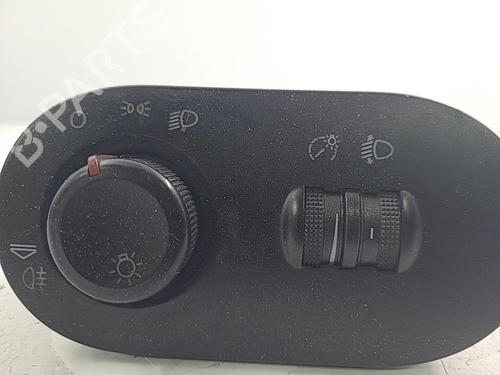 Used Headlight switch Headlight switch SEAT IBIZA III (6L1) 1.4 16V (75 hp) 22824049 22824049