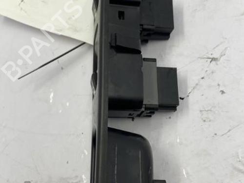 Used Switch Switch PEUGEOT 307 (3A/C) 2.0 HDi 90 (90 hp) 22834177 22834177