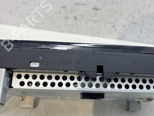 display-monitor-vw-golf-vii-5g1-bq1-be1-be2-2012-2013-2014-2015-2016-2017-2018-2019-2020-2021-28622845 main image