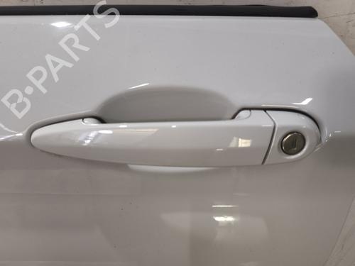 Used Left front door Left front door 37076322 37076322