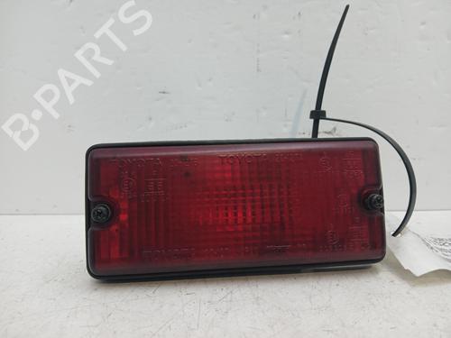 Faro antiniebla trasero TOYOTA RAV 4 II (_A2_) 2.0 D 4WD (CLA20_, CLA21_, CLA20R, CLA21R) (116 hp) 30701156