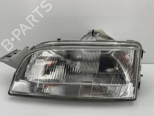 Used Left headlight FIAT PUNTO (176_) 60 1.2 (176AP, 176AR, 176AQ, 176BB) (60 hp) 31085367