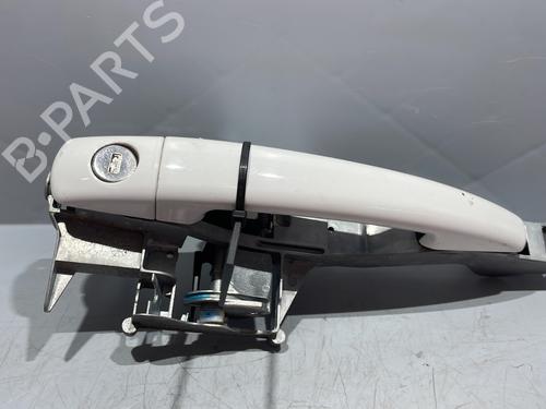 Used Front left exterior door handle PEUGEOT 2008 I (CU_) 1.5 BlueHDI 120 (120 hp) 28440923
