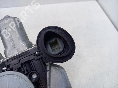 Front left window mechanism TOYOTA YARIS (_P13_) 1.5 Hybrid (NHP130_, NHP130) | BP32388196C22