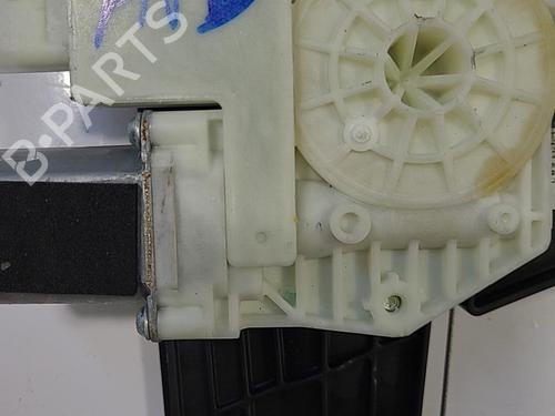 Used Front right window mechanism Front right window mechanism RENAULT CLIO V (B7_) 1.0 TCe 100 (B7MT) (101 hp) 22828590 22828590