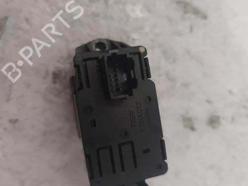 Used Switch Switch RENAULT MEGANE III Grandtour (KZ0/1) 1.5 dCi (KZ09, KZ0D, KZ1G, KZ29, KZ14, KZ1W, KZ10, KZ1F,... (110 hp) 24894586 24894586