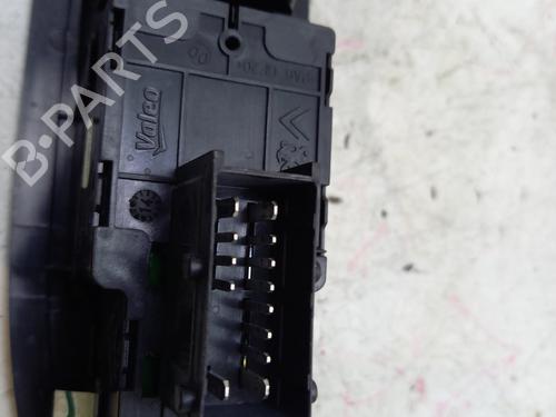 Used Left front window switch Left front window switch PEUGEOT 208 I (CA_, CC_) 1.2 VTI 82 (82 hp) 39476511 39476511