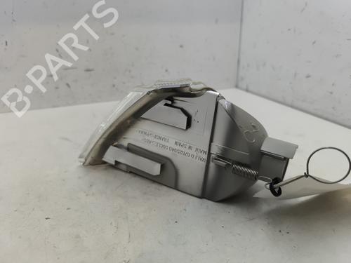 Used Right front indicator Right front indicator RENAULT LAGUNA I (B56_, 556_) 2.2 D (B56F/2) (83 hp) 28499409 28499409
