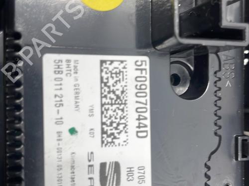 Climate control SEAT LEON SC (5F5) 1.6 TDI | BP24032750I5 