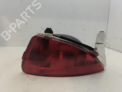 Used Rear fog light RENAULT KADJAR (HA_, HL_) 1.2 TCe 130 (HLMR) (130 hp) 28362540