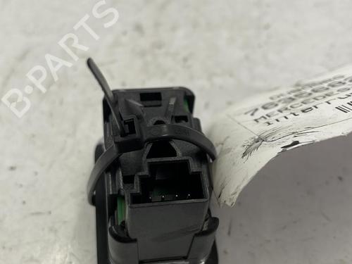 Used Right front window switch MERCEDES-BENZ C-CLASS T-Model (S204) C 200 CDI (204.207) (136 hp) 22829164