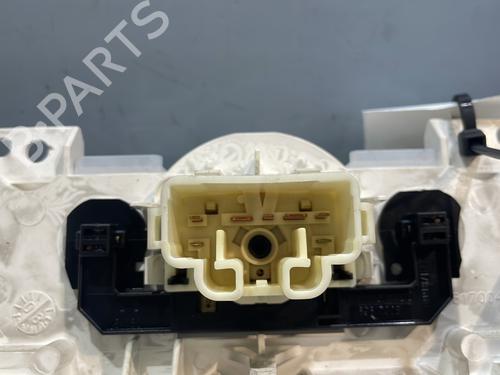 Used Climate control Climate control PEUGEOT 107 (PM_, PN_) 1.0 (68 hp) 30497468 30497468