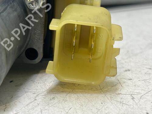 Front left window mechanism JAGUAR E-PACE (X540) 2.0 D150 AWD | BP40018571C22 - Image 3