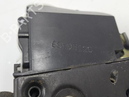Front right lock PEUGEOT 607 (9D, 9U) 2.7 HDi 24V | BP22825466C97 
