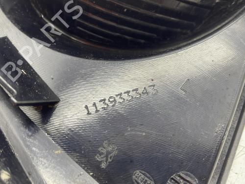 Rear fog light PEUGEOT 2008 I (CU_) 1.2 THP 110 / PureTech 110 | BP29869090C37