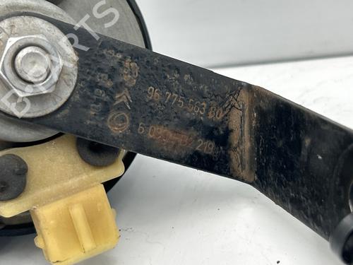Used Horn Horn 39242000 39242000