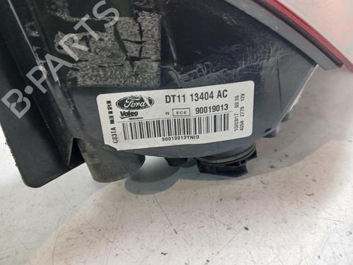 Used Right taillight Right taillight 37076252 37076252