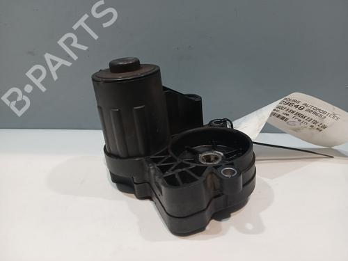 Used Electric handbrake Electric handbrake VW GOLF VIII Variant (CG5, DB5) 2.0 TDI (150 hp) 30364664 30364664