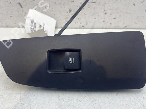 Used Right front window switch BMW 1 (E87) 118 d (122 hp) 26895678