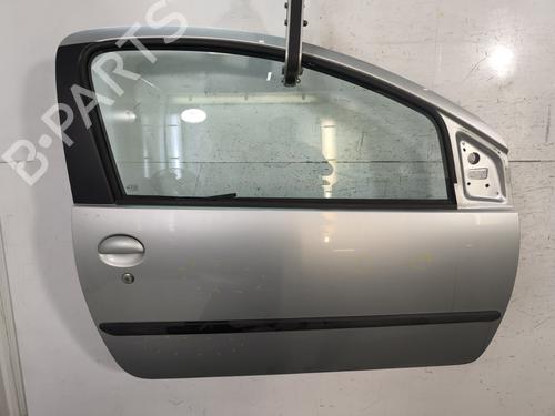 Used Right front door PEUGEOT 107 (PM_, PN_) 1.4 HDi (54 hp) 28610352