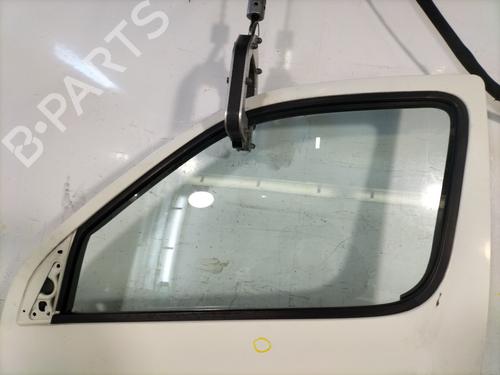 Used Left front door Left front door TOYOTA HIACE IV Van (__H1_, __H2_) 2.5 D-4D (KLH12, KLH22) (95 hp) 24053847 24053847