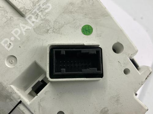 Used Instrument cluster Instrument cluster 22818107 22818107