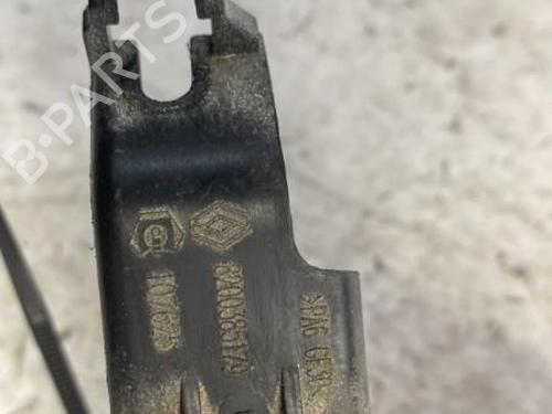 Used Front right exterior door handle Front right exterior door handle RENAULT TWINGO II (CN0_) 1.2 16V (CN04, CN0B) (75 hp) 22834306 22834306