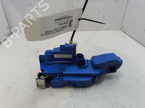 Used Front left lock Front left lock FIAT 500L (351_, 352_) 0.9 Natural Power (199LYC1B) (86 hp) 28823923 28823923