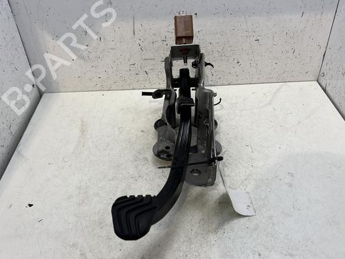Used Break pedal Break pedal 37731969 37731969