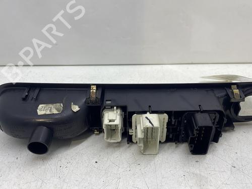 Used Left front window switch Left front window switch RENAULT ESPACE IV (JK0/1_) 2.0 Turbo (JK0A, JK0B, JK0N) (163 hp) 30882093 30882093