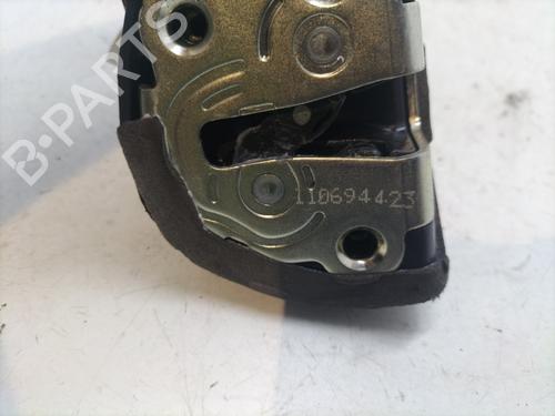 Rear right lock TOYOTA YARIS (_P13_) 1.5 Hybrid (NHP130_, NHP130) | BP28824038C99 