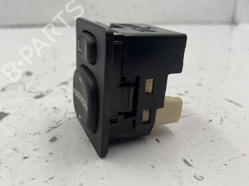 Used Mirror switch Mirror switch TOYOTA YARIS (_P9_) 1.3 VVT-i (SCP90_, SCP90R) (87 hp) 22843258 22843258