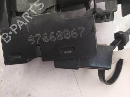 Right front window switch VOLVO V40 Hatchback (525) D2 | BP22846774I26 - Image 2