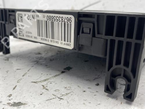 Fuse box PEUGEOT 208 I (CA_, CC_) 1.2 VTI 82 | BP22841190E1 