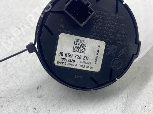 Switch PEUGEOT 3008 I MPV (0U_) 2.0 HDi Hybrid4 (0URHCA) | BP32421976I30 - Image 5