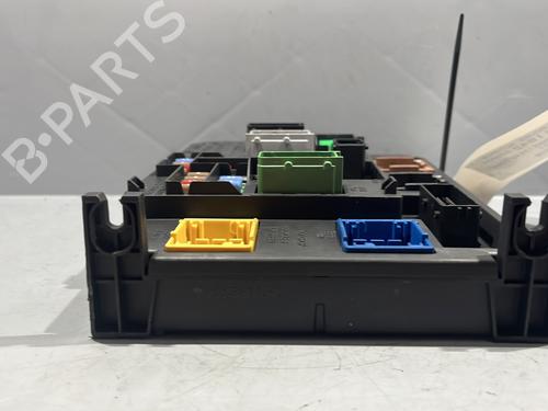Fuse box PEUGEOT 308 II (LB_, LP_, LW_, LH_, L3_) 2.0 BlueHDi 150 | BP28181043E1 