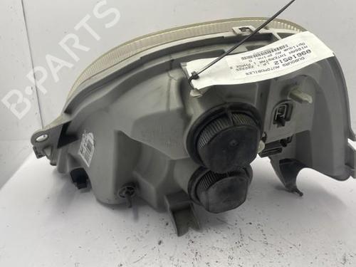 Used Right headlight NISSAN INTERSTAR Van (X70) dCi 100 (99 hp) 22837541